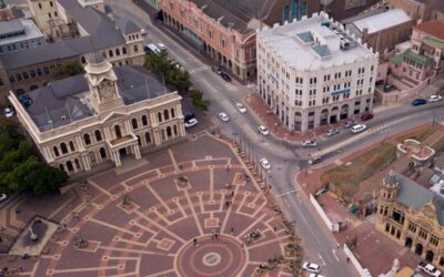 VUYISILE MINI SQUARE