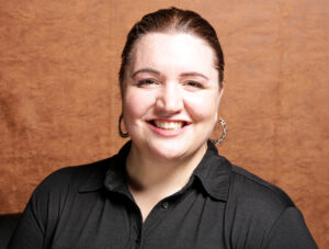 Ms Nicole Klokow